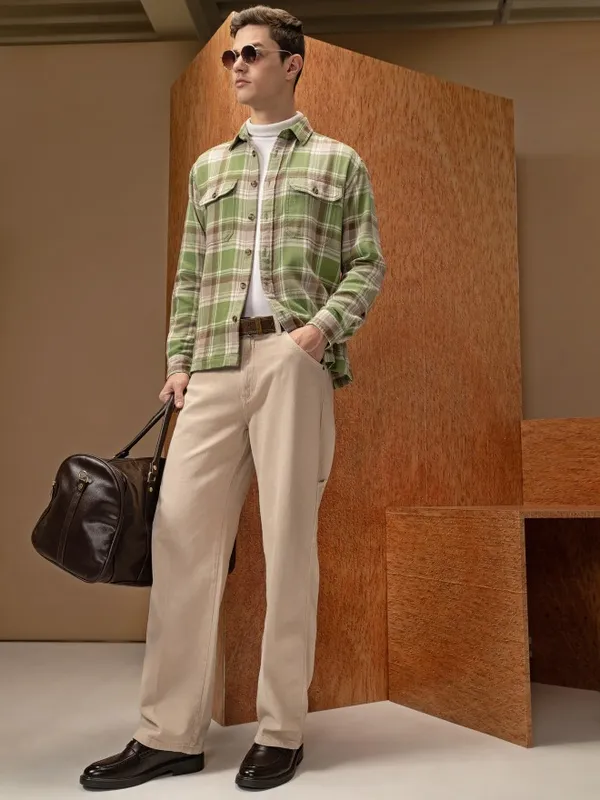  Locomotive Men Green Checked Oversized Fit Casual Shirts
