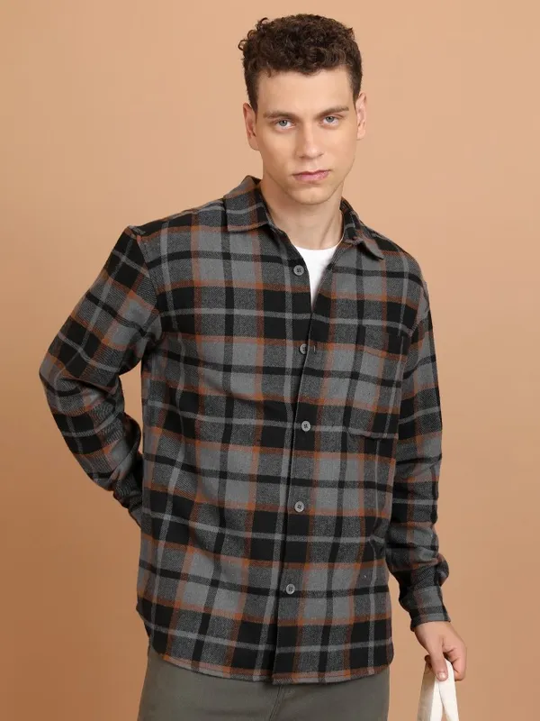  Highlander Men Grey Checked Oversized Fit Casual Shirts