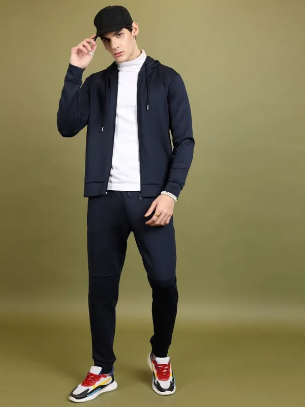  Highlander Men Navy Blue Slim Fit Solid Casual Trousers