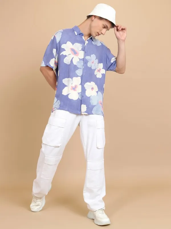 Men Slim Fit Casual Shirt