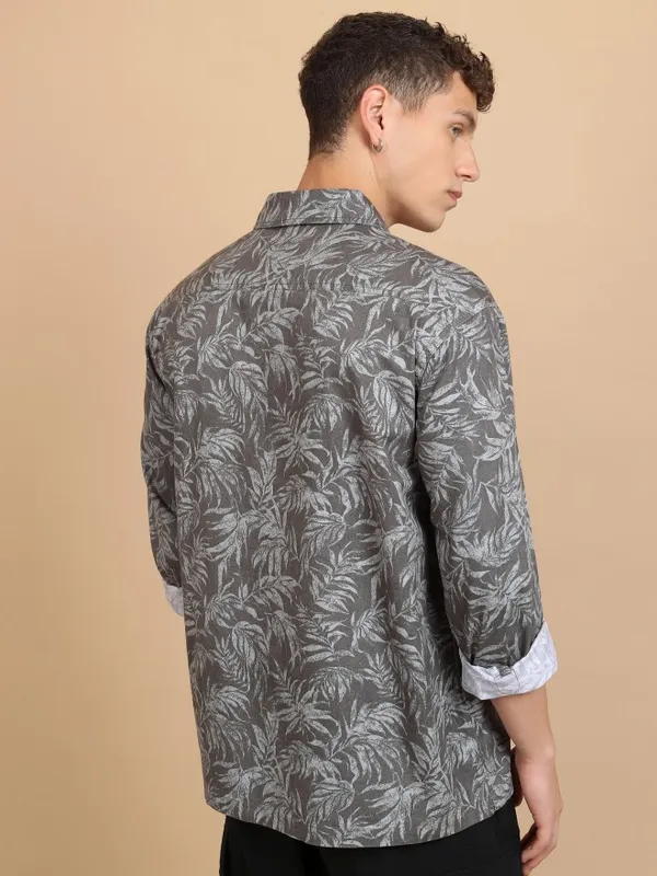  Highlander Men Grey Printed Regular Fit Casual Shirts