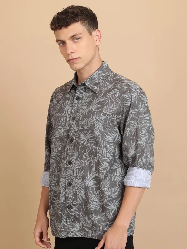  Highlander Men Grey Printed Regular Fit Casual Shirts