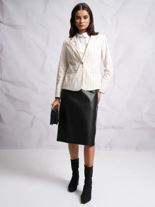  Tokyo Talkies Women Cream Blazers
