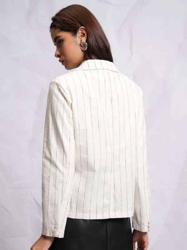  Tokyo Talkies Women Cream Blazers