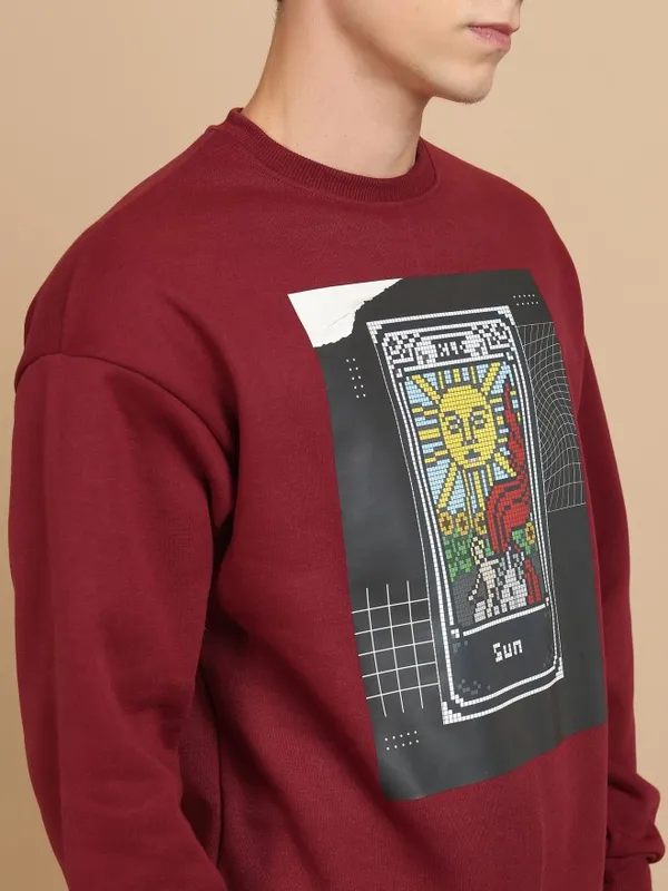  Highlander Men Red Round Neck Pullover Sweatshirts