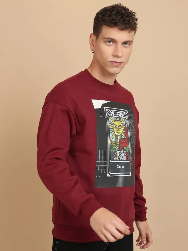  Highlander Men Red Round Neck Pullover Sweatshirts