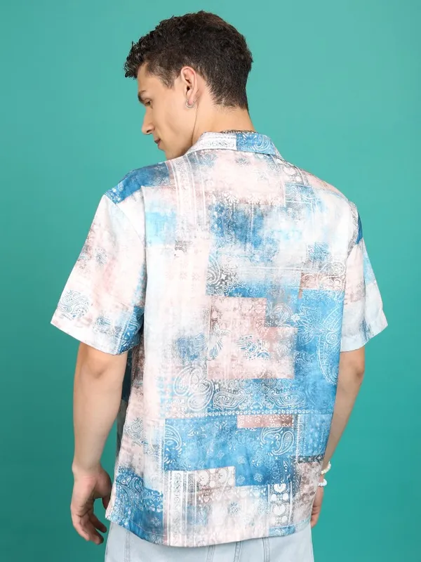  Highlander Men Blue Printed Oversized Fit Casual Shirts