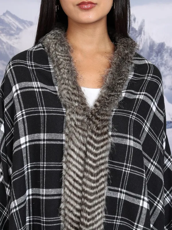 Women Checked Shrug