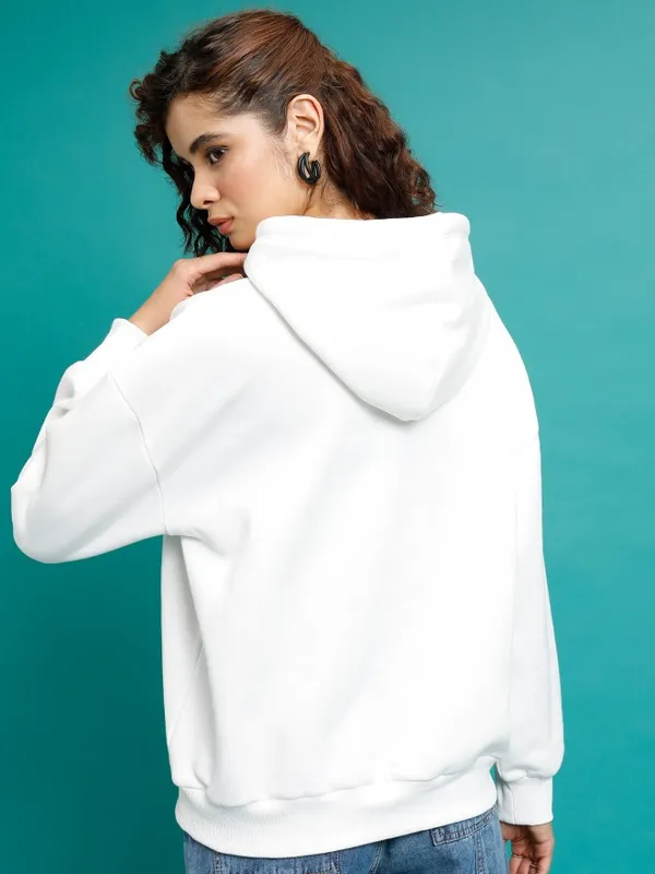  Tokyo Talkies Women White Printed Pullover Hood Sweatshirts