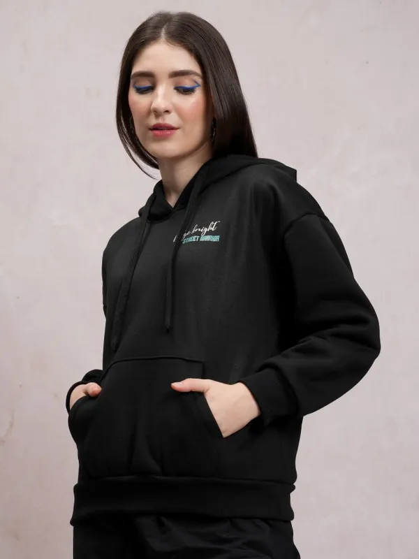  Tokyo Talkies Women Black Printed Pullover Hood Sweatshirts
