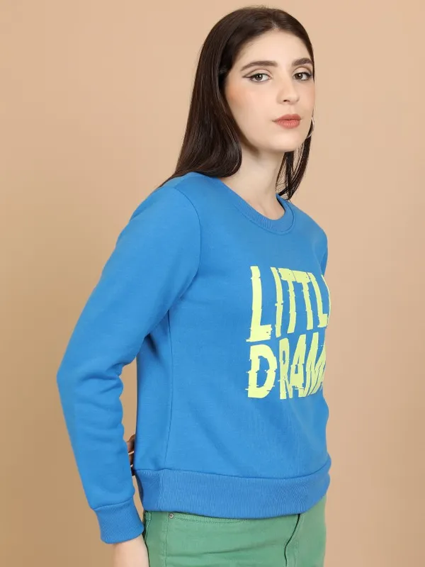 Tokyo Talkies Women Blue Printed Pullover Round Neck Sweatshirts