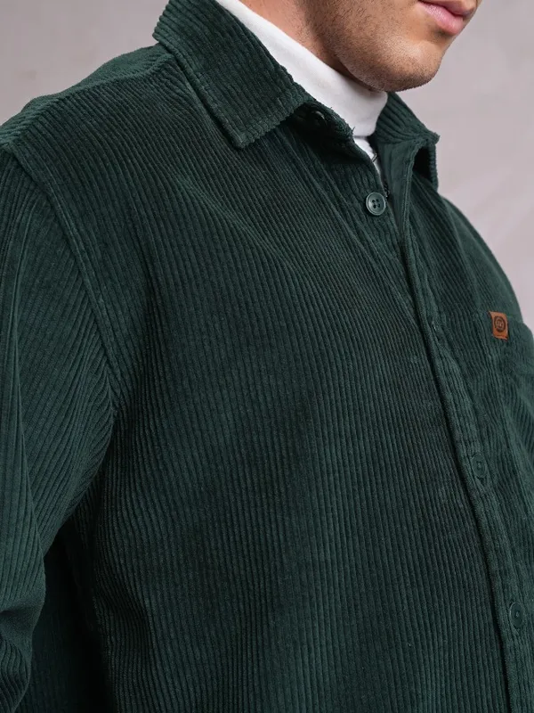Locomotive Men Green Solid Oversized Fit Corduroy Casual Shirt