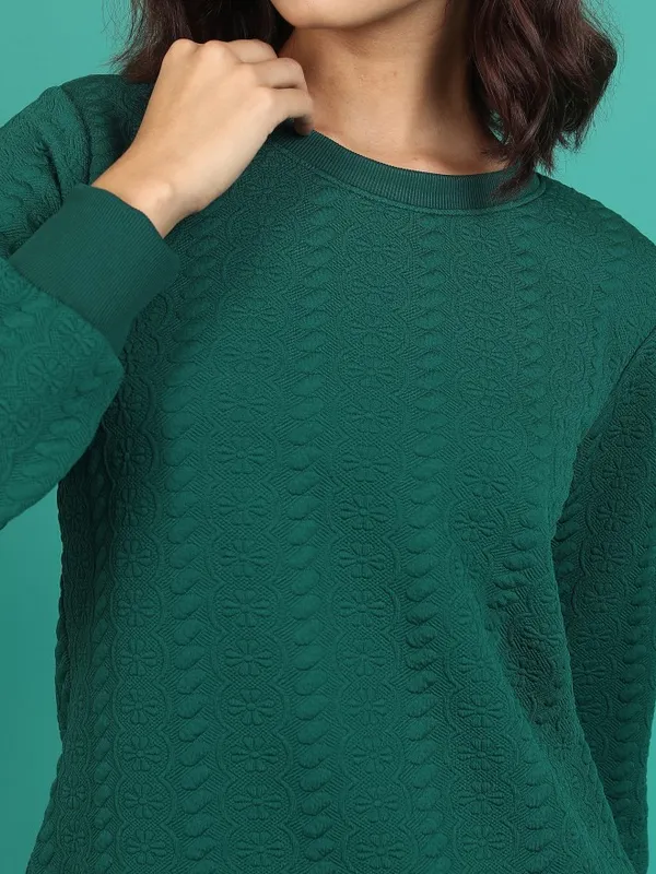  Tokyo Talkies Women Green Solid Pullover Round Neck Sweatshirts