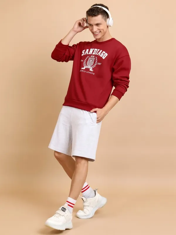  Highlander Men Red Round Neck Pullover Sweatshirts