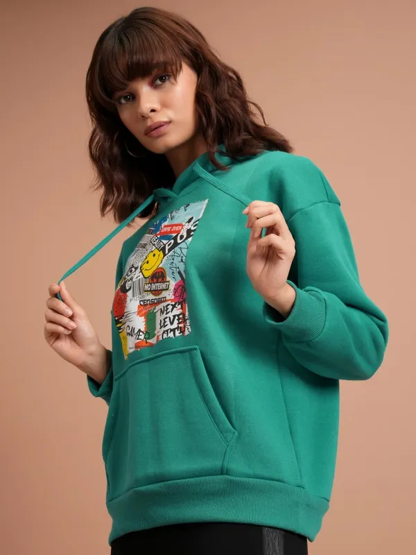  Tokyo Talkies Women Teal Printed Pullover Hood Sweatshirts