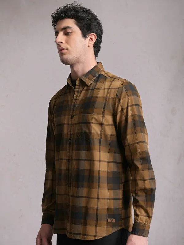  Locomotive Men Mustard Checked Regular Fit Casual Shirts