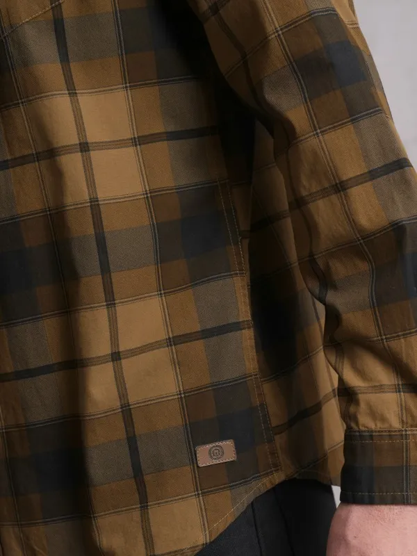  Locomotive Men Mustard Checked Regular Fit Casual Shirts