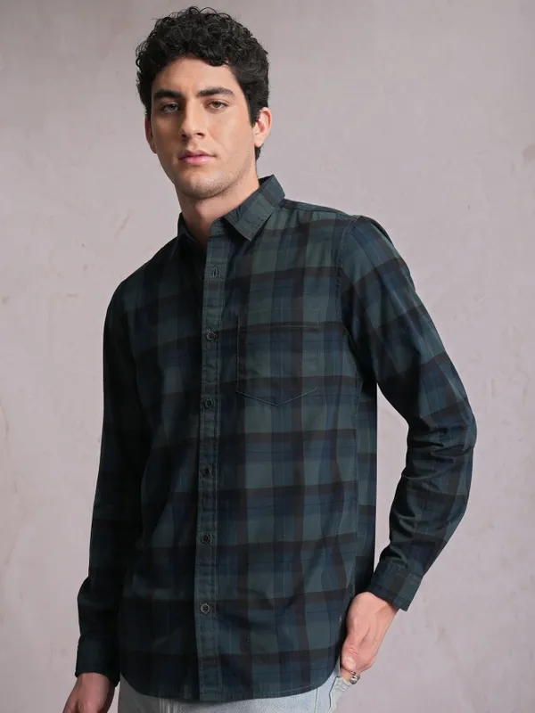  Locomotive Men Blue Checked Regular Fit Casual Shirts
