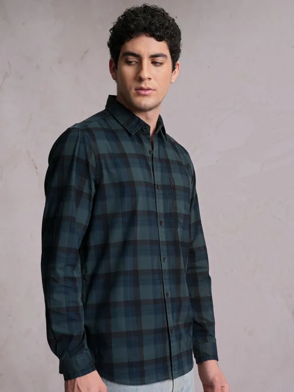  Locomotive Men Blue Checked Regular Fit Casual Shirts