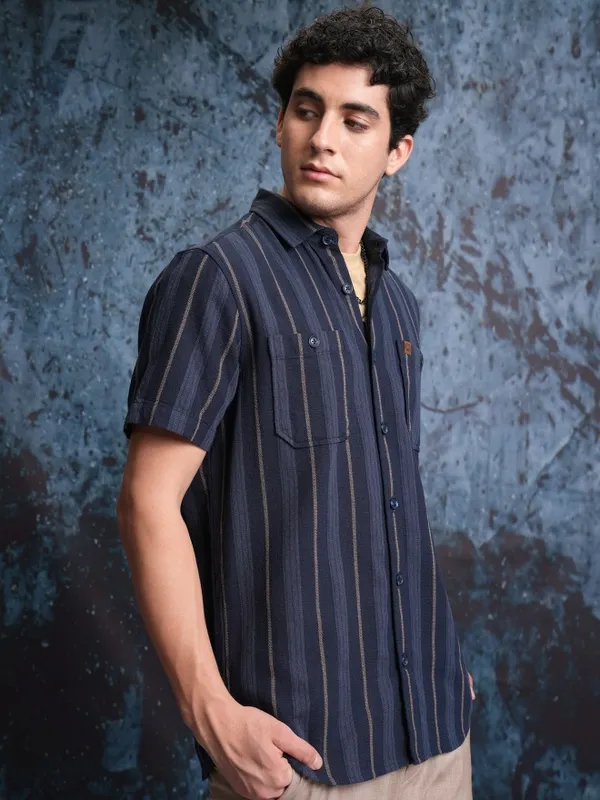  Locomotive Men Navy Blue Striped Regular Fit Casual Shirts
