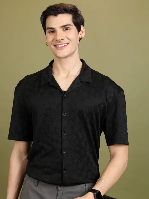  Highlander Men Black Self Design Oversized Fit Casual Shirts