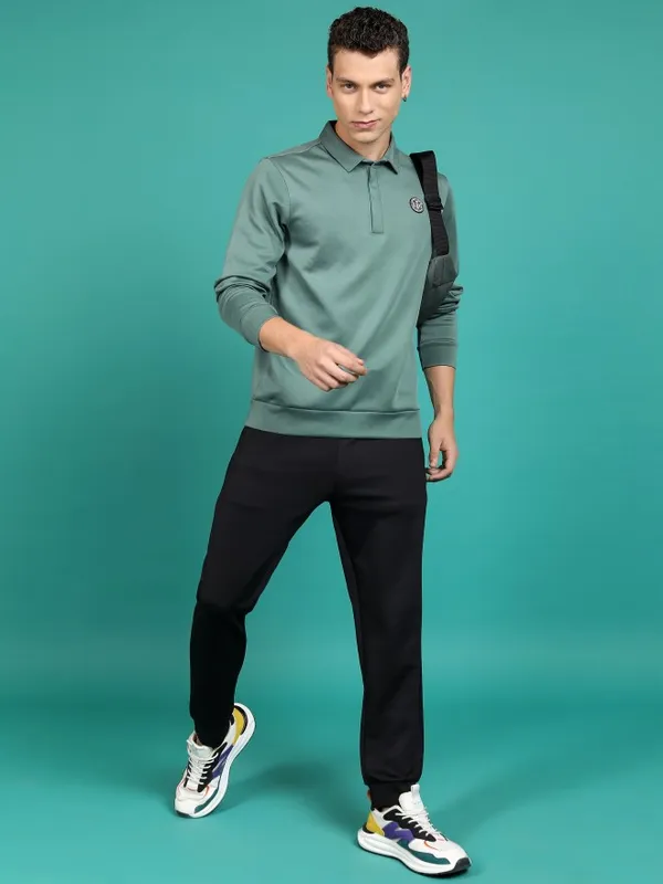  Highlander Men Green Polo Collar Pullover Sweatshirts