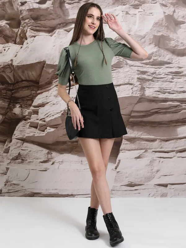 Solid Fitted Top