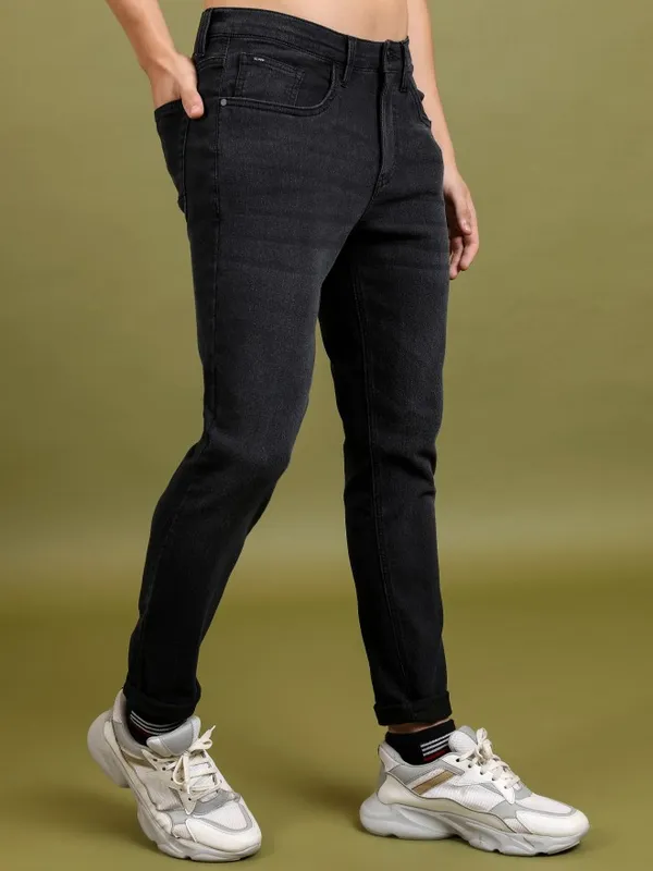 Men Slim Fit Jeans