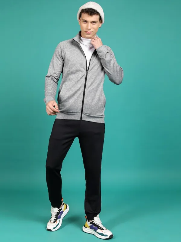 Men Solid Sweatshirts