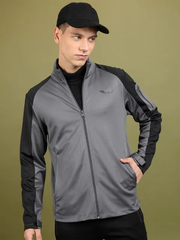  Highlander Men Grey Solid Open Front Jacket Jackets