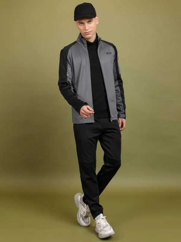  Highlander Men Grey Solid Open Front Jacket Jackets