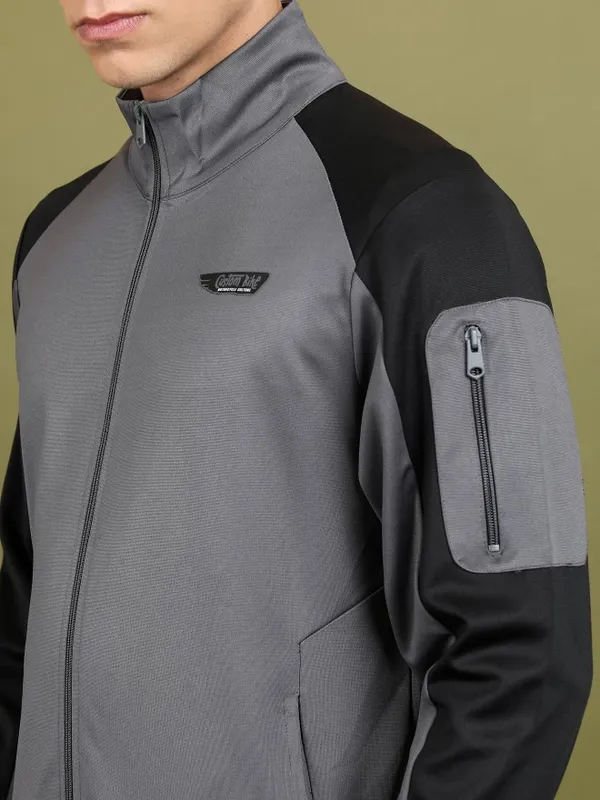  Highlander Men Grey Solid Open Front Jacket Jackets