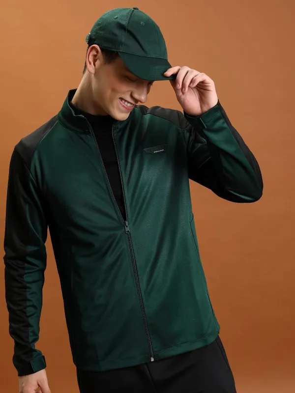 Highlander Men Green Solid Open Front Jacket Jackets