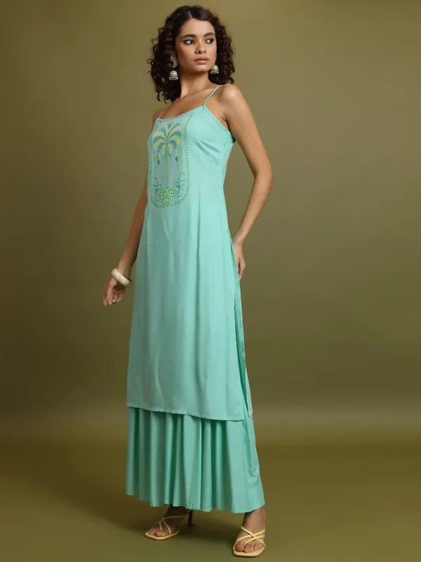 Women Kurta With Sharara & Dupatta