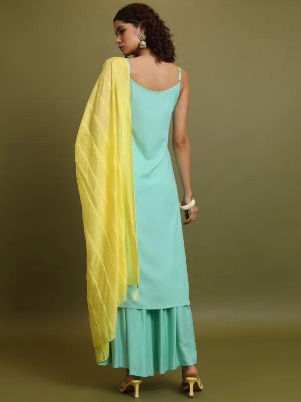 Women Kurta With Sharara & Dupatta