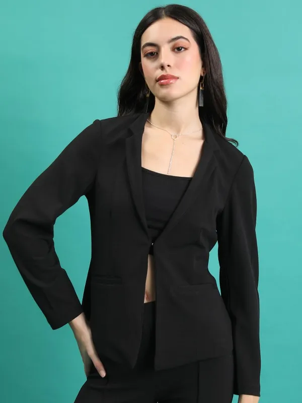 Solid Regular Fit Blazer