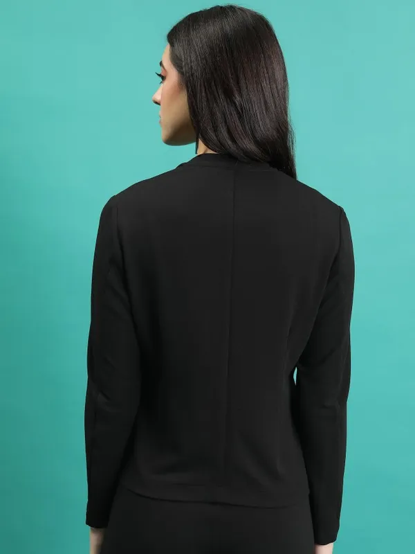 Solid Regular Fit Blazer