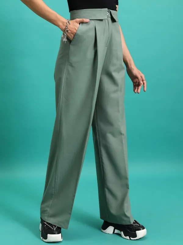  Tokyo Talkies Women Green Solid Regular Fit Casual Trousers