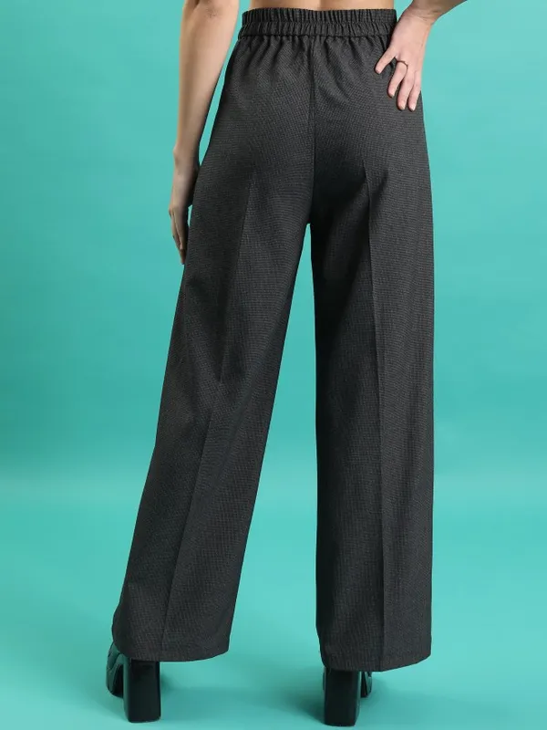  Tokyo Talkies Women Charcoal Solid Wide Leg Casual Trousers