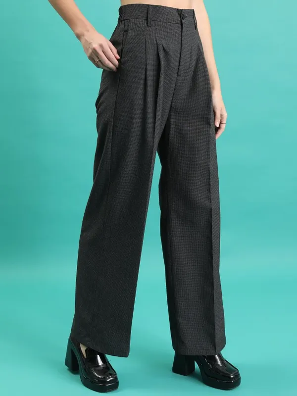 Tokyo Talkies Women Charcoal Solid Wide Leg Casual Trouser