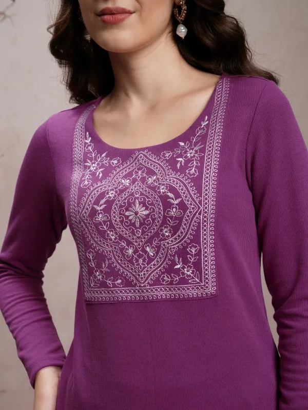  Vishudh Women Purple Embroidered Straight Kurtas