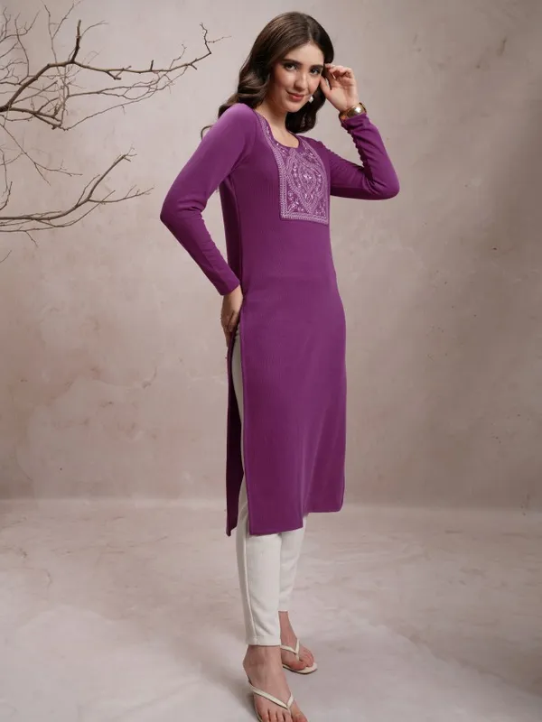  Vishudh Women Purple Embroidered Straight Kurtas