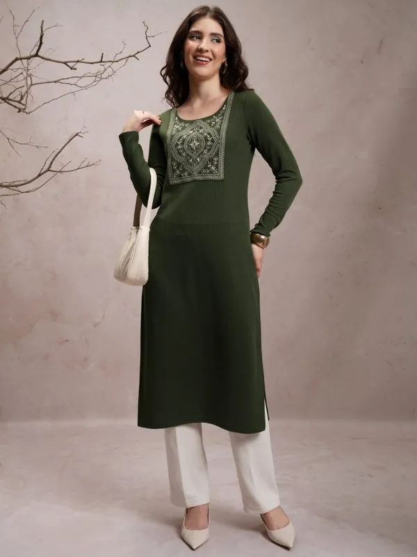 Embroidered Straight Kurta