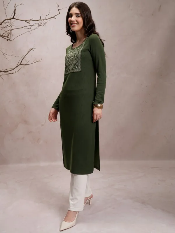 Embroidered Straight Kurta