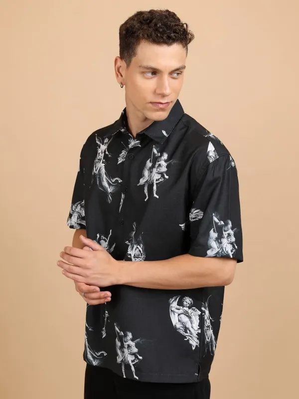  Highlander Men Black Printed Oversized Fit Casual Shirts