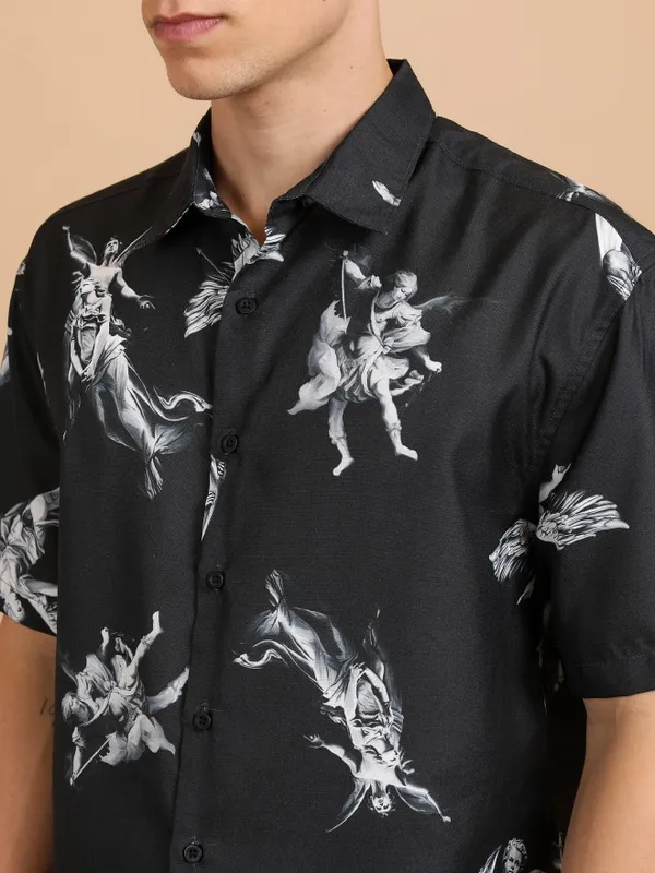  Highlander Men Black Printed Oversized Fit Casual Shirts