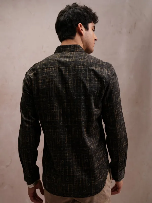  Locomotive Men Brown Printed Slim Fit Casual Shirts