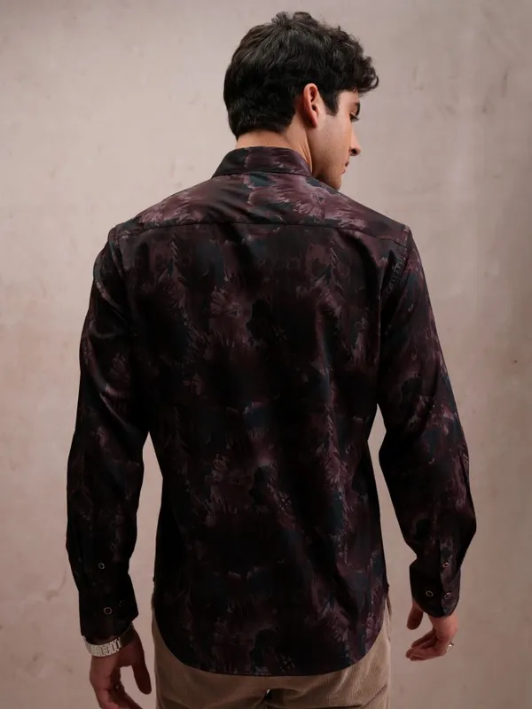  Locomotive Men Brown Printed Slim Fit Casual Shirts