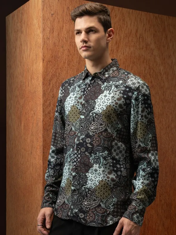  Locomotive Men Brown Printed Slim Fit Casual Shirts