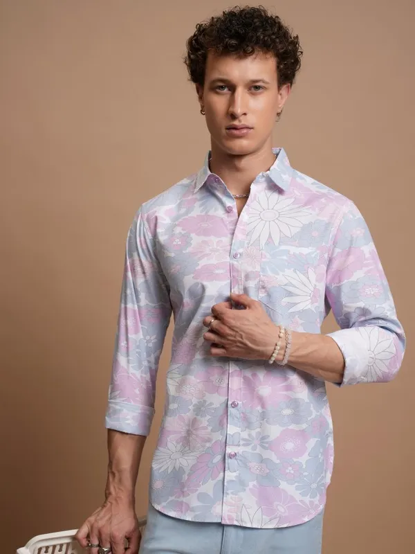  Highlander Men Lavender Printed Slim Fit Casual Shirts